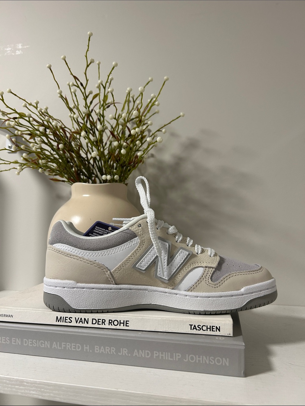 New Balance 550s - BNIBWT -  Women’s Beige, White & Gray Low-Top Sneakers